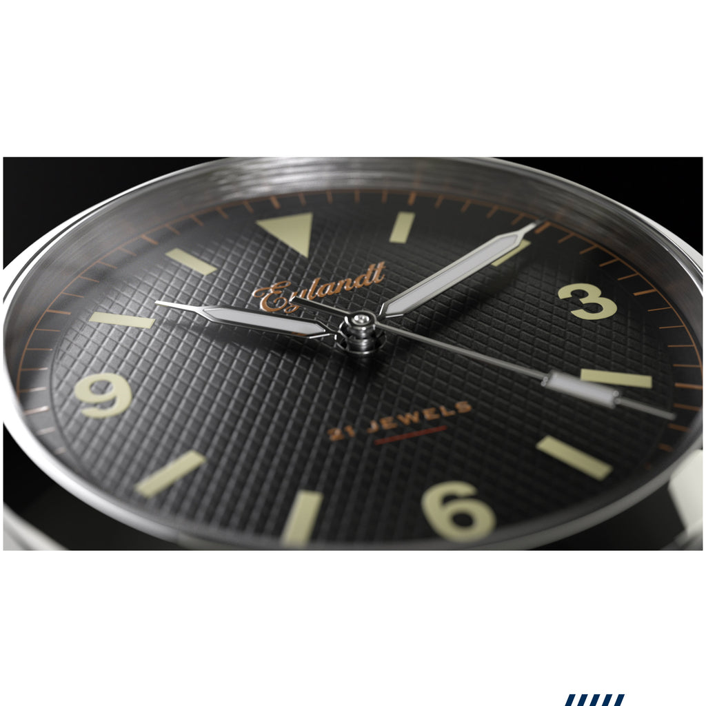 Hemel Valiant — 40mm Automatic Explorer Field Watch, Gilt Dial (Seiko YN55A)