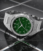 Paul Rich Frosted Star Dust II Emerald Mirage — 43mm Quartz Dress Watch